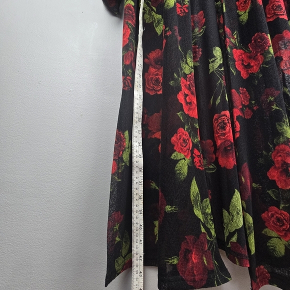 EMBER Mid Length Sheer Duster Kimono 3/4 Sleeves Floral Red Black Womens Size M - Picture 13 of 14